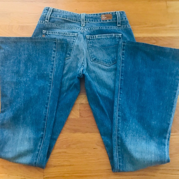 🌸🌸 Paige Flared Jeans - Picture 8 of 8